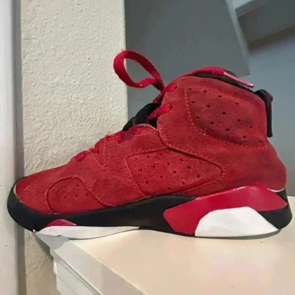 Nike Air Jordan 6 Retro Toro Bravo Red Black DV3605-600 Youth 1Y Pre-owned - Picture 3 of 9